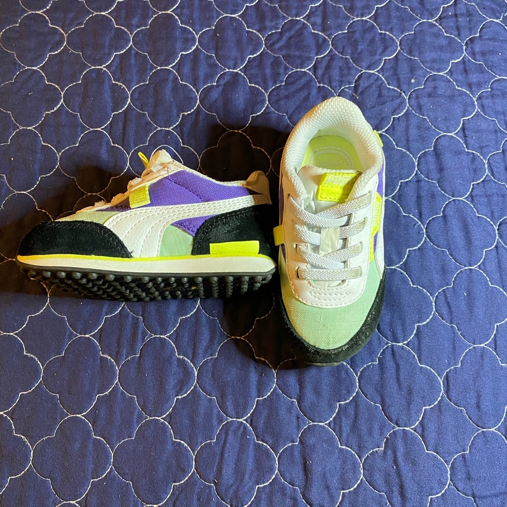 Kids SNEAKERS!!!